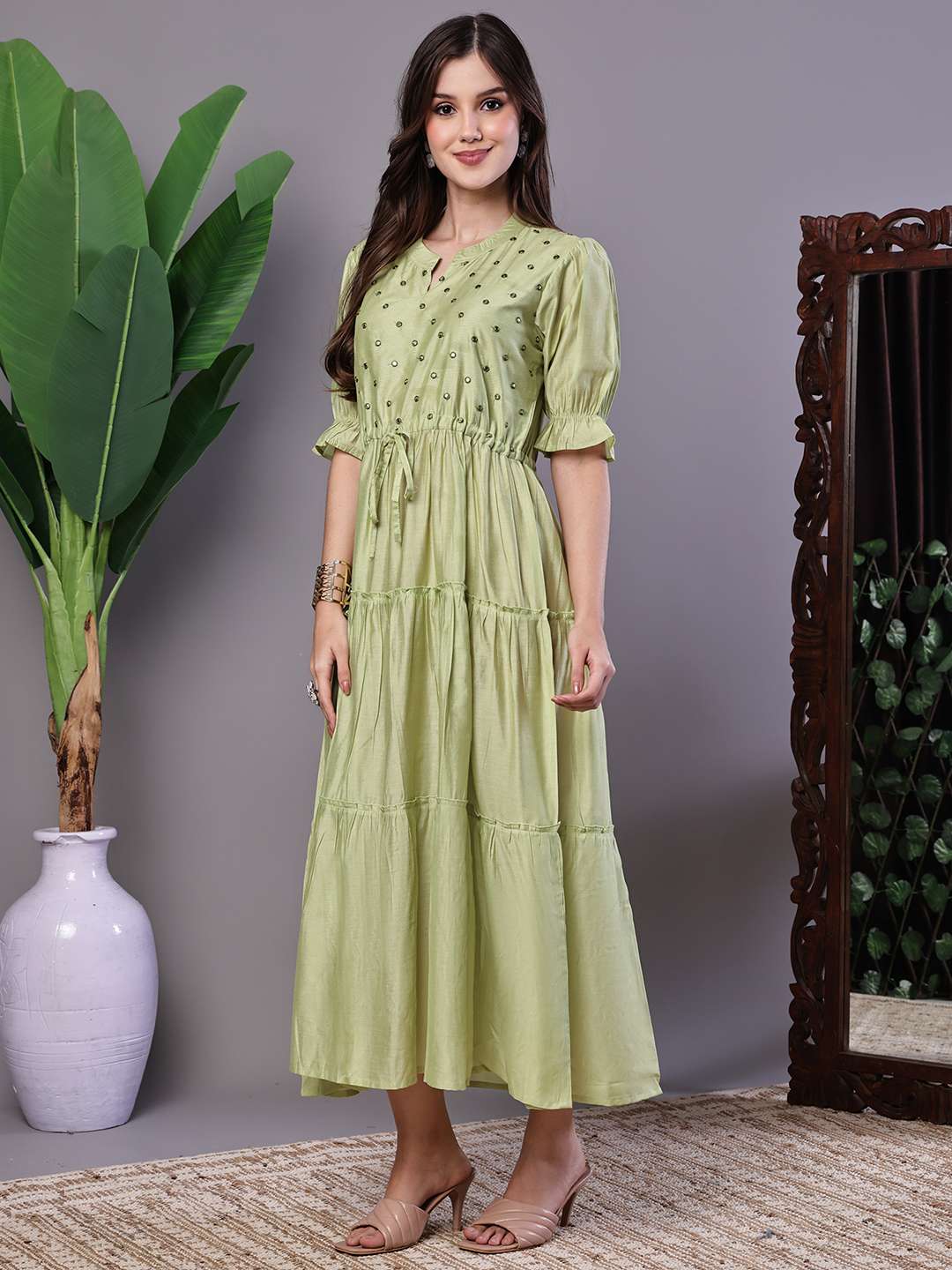 Boho-Chic Forest Green Tiered Maxi Dress with Puff Sleeves Dresses